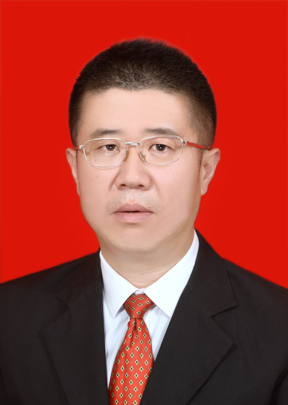 张华.jpg
